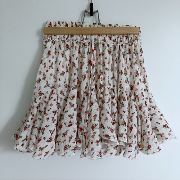SHEIN floral crinkle skirt - Picture 3 of 6